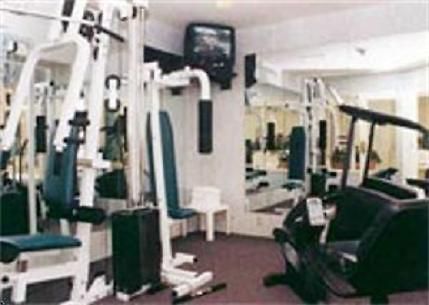Lees Inn & Suites Мансі Зручності фото